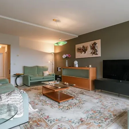 4 Bedroom In Knokke-duinbergen 公寓
