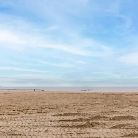 4 Bedroom In Knokke-duinbergen 公寓 *
