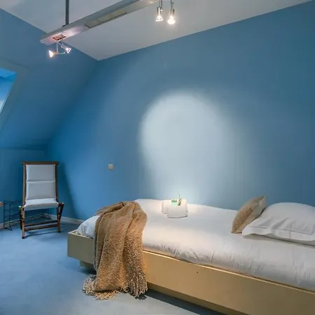 4 Bedroom In Knokke-duinbergen 克诺克－海斯特